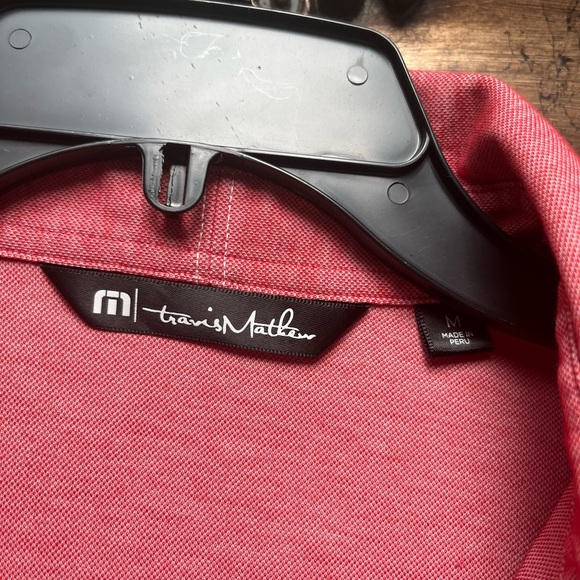 Travis Mathew red Polo Golf Shirt size M - Picture 3 of 3